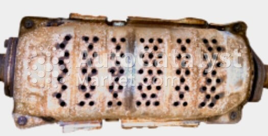 Nissan Truck / 6 Rows - Photo № 1 | AutoCatalyst Market